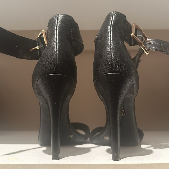 Black and Gold studded heels - Picture 3 of 5